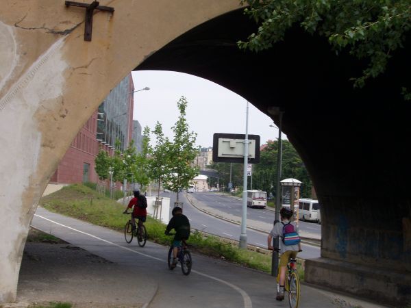 Praha, Karln, cyklostezka podl Vltavy