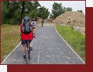 Praha, Karln, cyklostezka kon v hromadch hlny