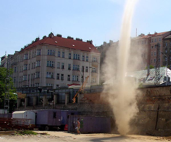 Praha, mal torndo