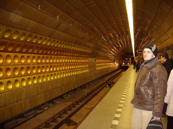 Praha, Vclavsk nmst 15, uml lezeck stna