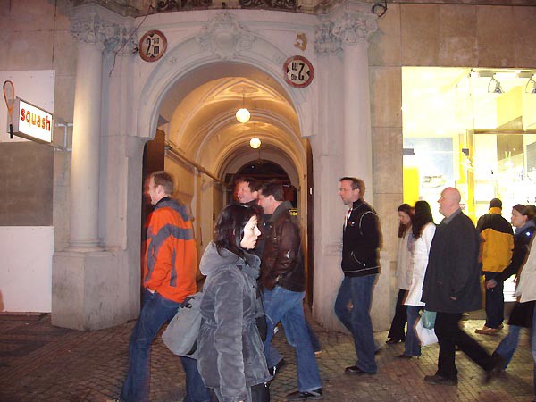 Praha, Vclavsk nmst 15, uml lezeck stna