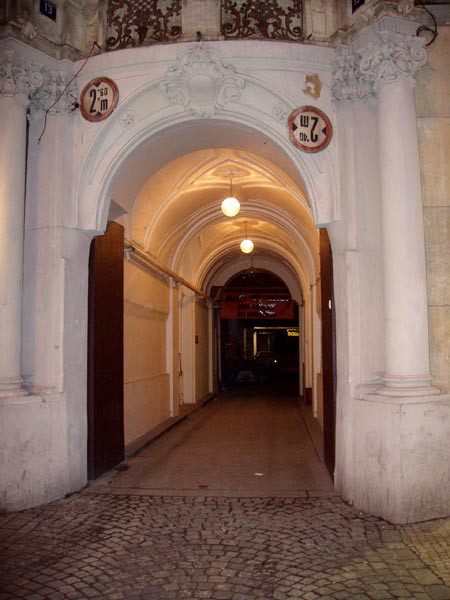 Praha, Vclavsk nmst 15, uml lezeck stna
