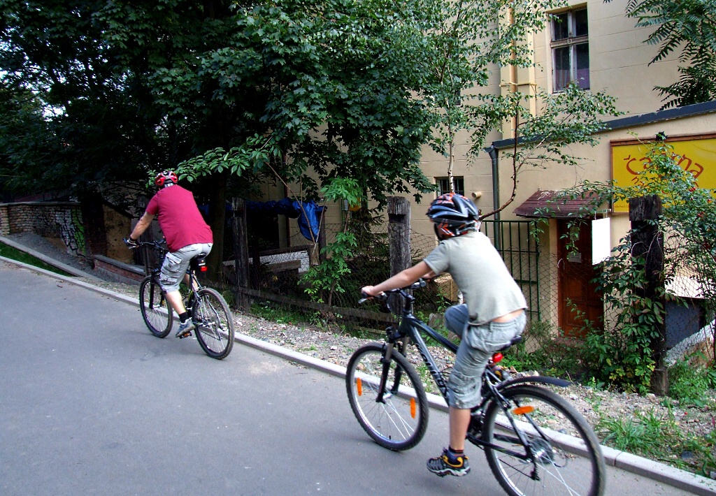 Praha, �i�kov, V�tkov 2010 - Horydoly.cz 