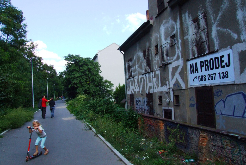 Praha, �i�kov, V�tkov 2010 - Horydoly.cz 