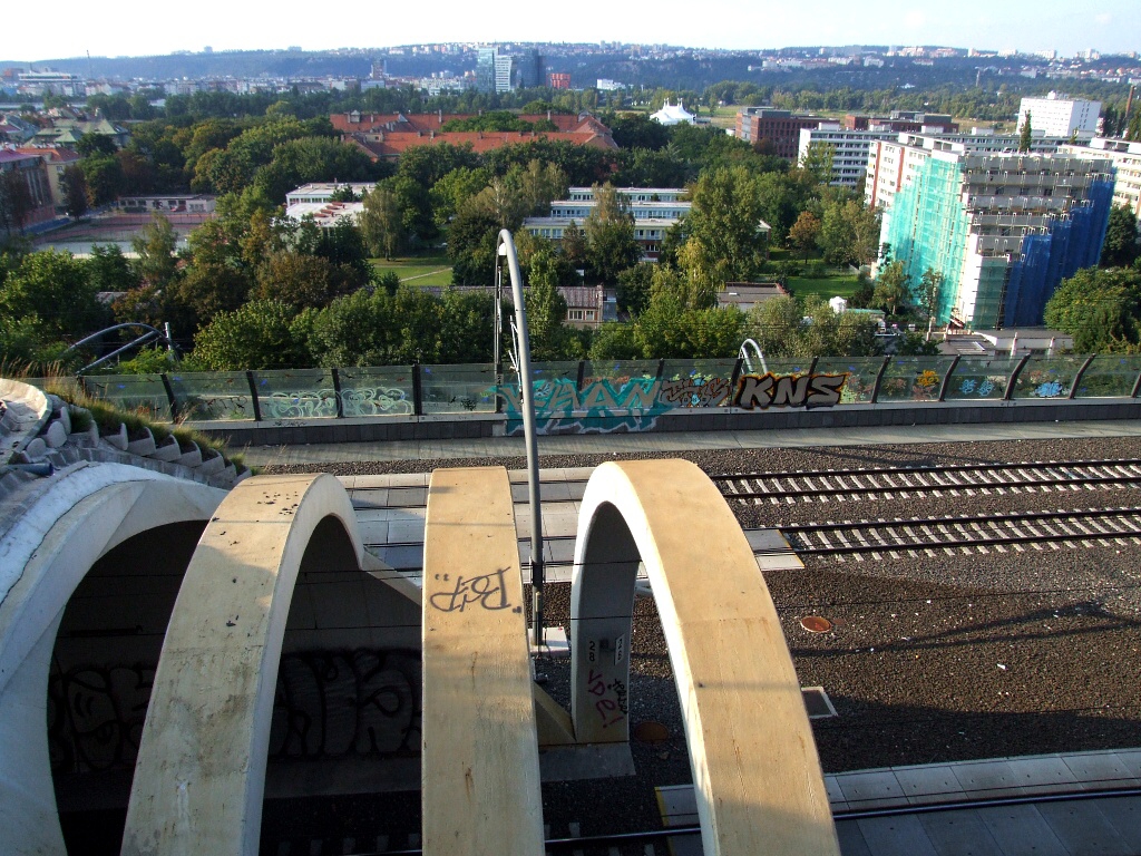 Praha, �i�kov, V�tkov 2010 - Horydoly.cz 