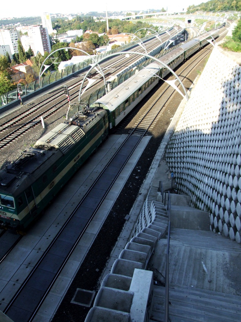 Praha, �i�kov, V�tkov 2010 - Horydoly.cz 