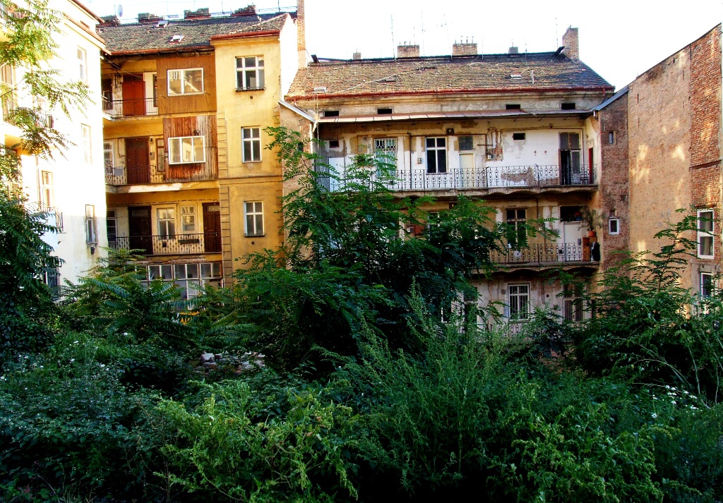 Praha, �i�kov, V�tkov 2010 - Horydoly.cz 