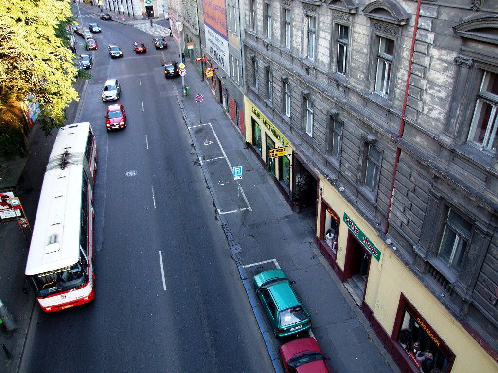 Praha, �i�kov, V�tkov 2010 - Horydoly.cz 