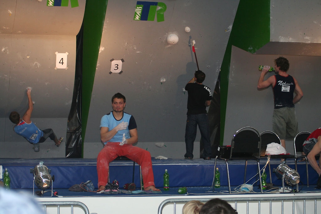 Bouldering, svtov pohr Brno 2007, kvalifikace