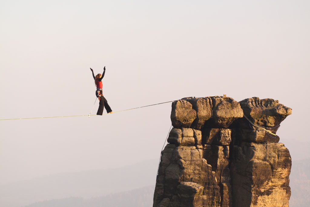 Slackline Doga a Divok rka