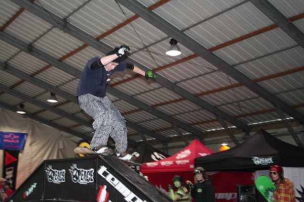 Snowboardov zvody v hale