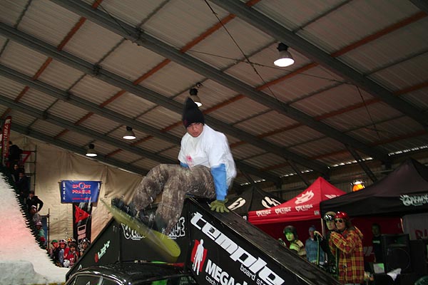 Snowboardov zvody v hale