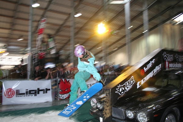 Snowboardov zvody v hale