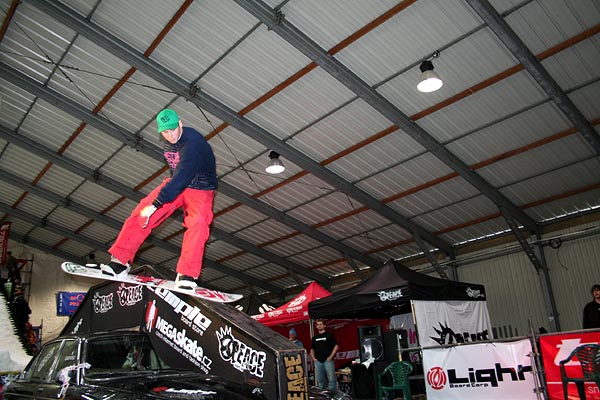 Snowboardov zvody v hale