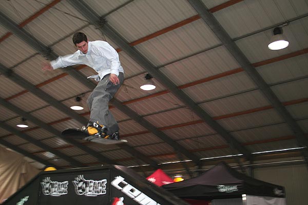 Snowboardov zvody v hale