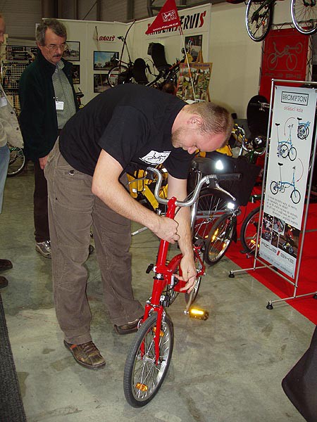 Sport Life 2004, expozice kol a cyklistickho vybaven