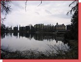 trbsk pleso. Hladina vody v jezee kles 