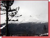 Vysok Tatry. Observato u Skalnatho plesa suuje vnice. 
