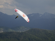 Ukaž, co v tobě je! Zkus paragliding kurz!