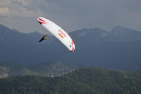 Ukaž, co v tobě je! Zkus paragliding kurz! Ukaž, co v tobě je! Zkus paragliding kurz!