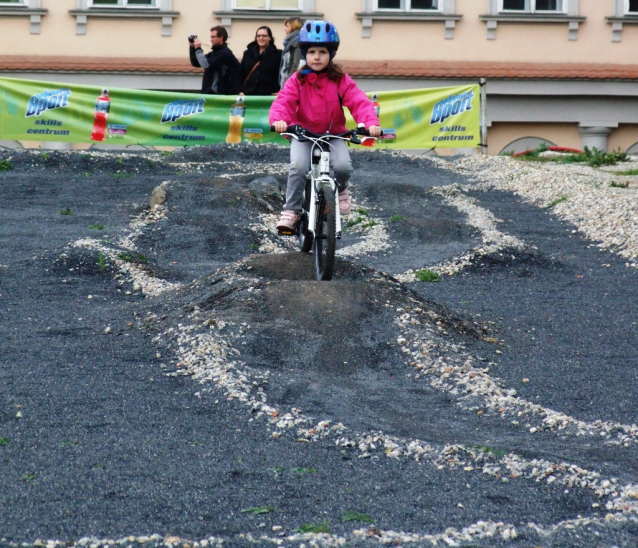 VIDEO Bikepark na Štvanici v Praze