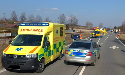 Cyklistku srazilo auto u Netolic Cyklistku srazilo auto u Netolic