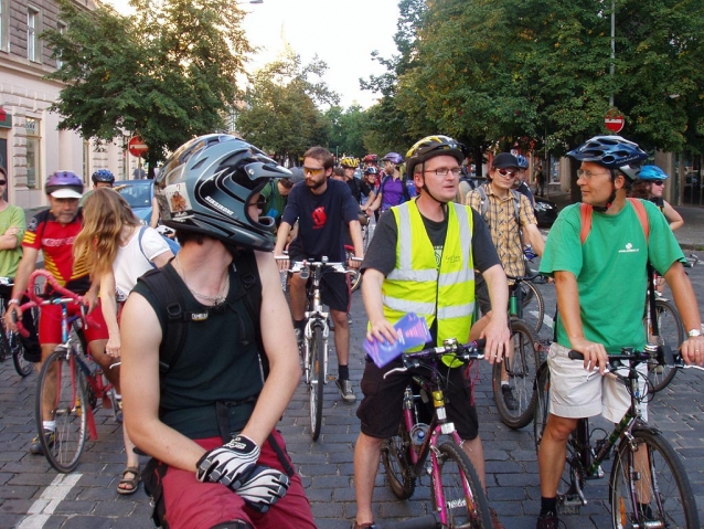 Ulice na chvíli patřily cyklistům