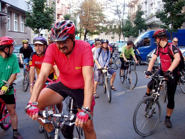 Ulice na chvíli patřily cyklistům