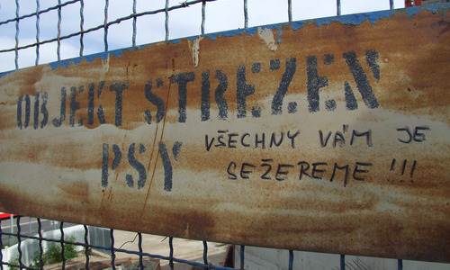 Cyklostezka za 140 milionů je stále nesjízdná Cyklostezka za 140 milionů je stále nesjízdná