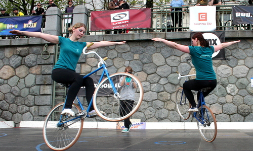 Česká cyklistická asociace vyjíždí na drapácích Česká cyklistická asociace vyjíždí na drapácích