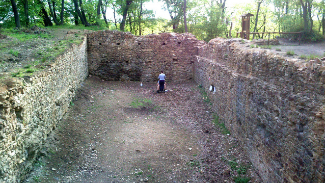 Nový hrad v Kunraticích je volně přístupný