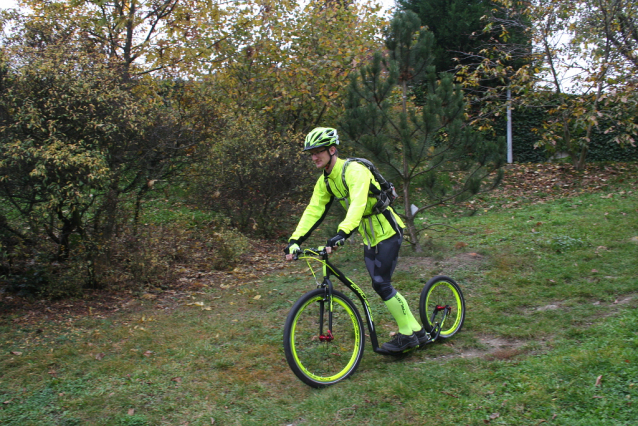 TEST Cyklistická helma Crussis