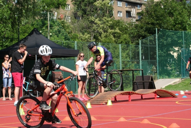 Cyklistické desatero aneb jak zvýšit bezpečnost dětí na kole