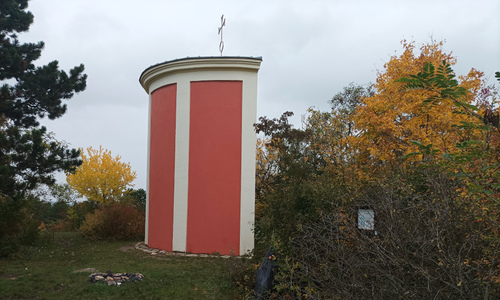 Přes Koněprusy na koloběžce Přes Koněprusy na koloběžce