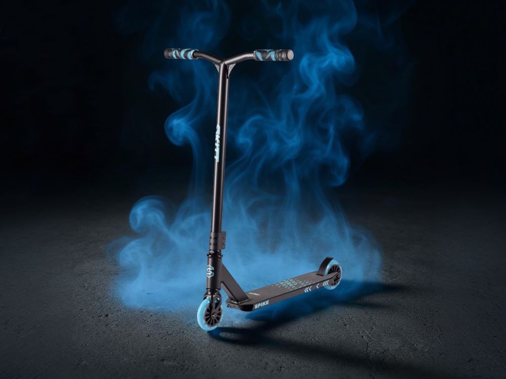 Freestyle koloběžka Spike Blue.