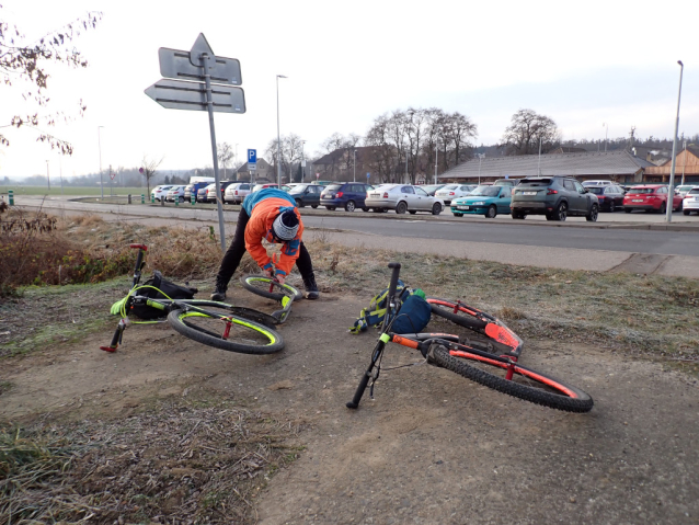 4 bruslařské pohádky u Roudnice: veslařský kanál Račice a tři pískovny Dobříň