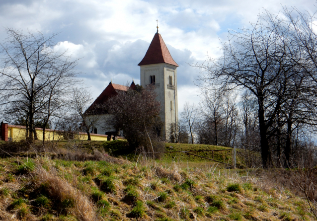 Poklonit Vlasovcům do Řeporyj, projet Mordor v Lochkově a svézt se do Chuchle