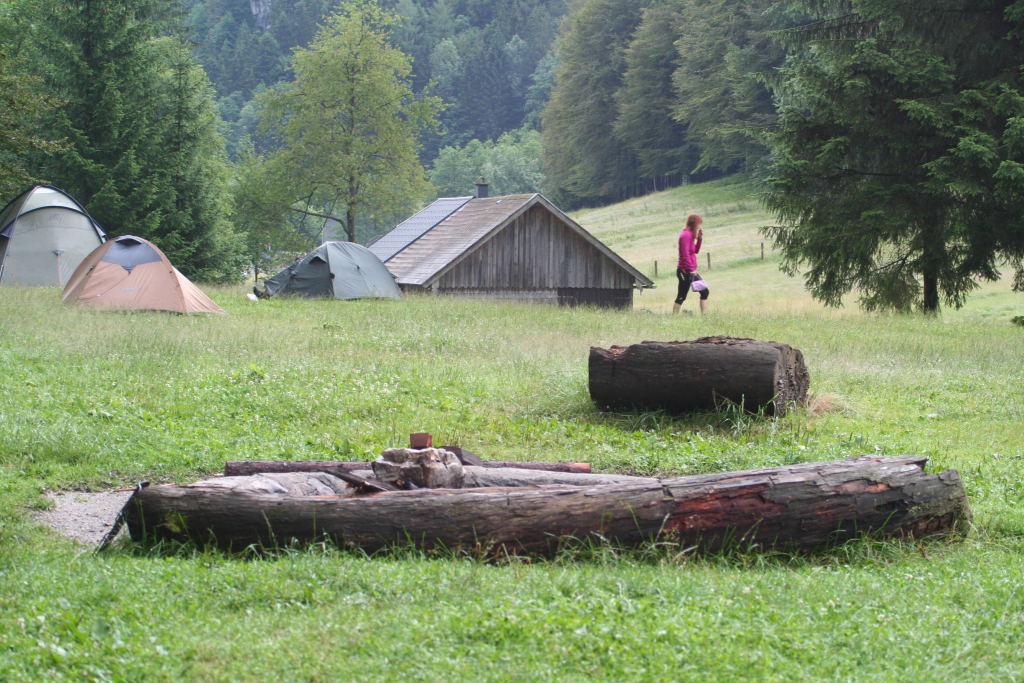 Jednoduché tábořiště u Schwarzensee.