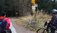 Dva cyklisté zemřeli v Beskydech