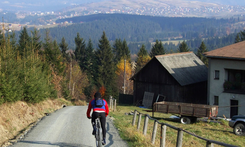 Zametací auto zabilo cyklistu v Zubří