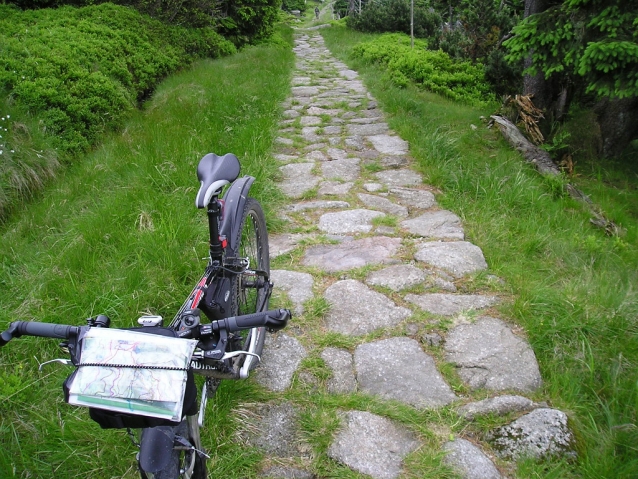 Krkonošský a Jizerský hřeben na kole