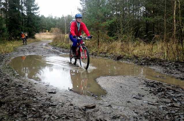 TEST Author Traction - cykloturista do těžkého terénu