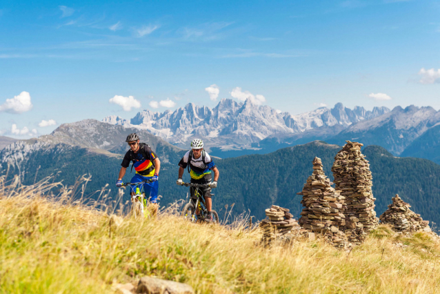 Brenta: Na kole přes hory a doly