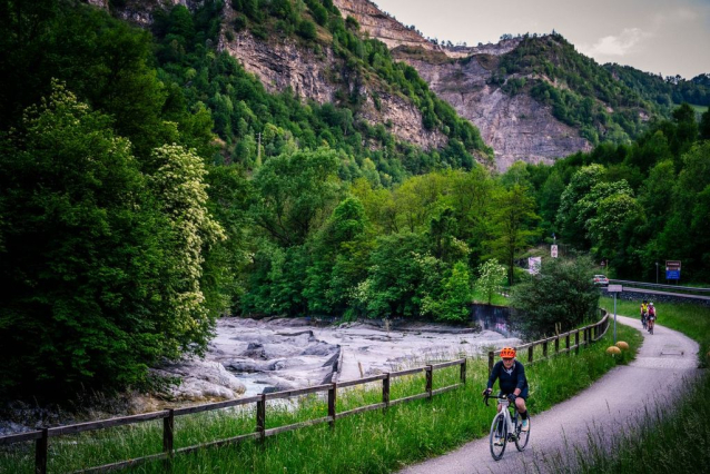 Three Pre-summer Night Rides Across Lake Garda, Bergamo and Milan