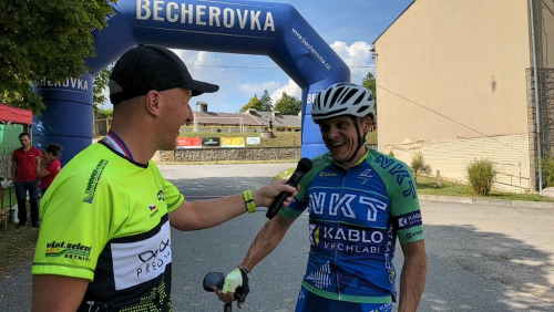 Kněžický bikemaraton: 46 km za 102 minut