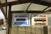 V Rakovníku jezdí dva různé autobusy? V Rakovníku jezdí dva různé autobusy?