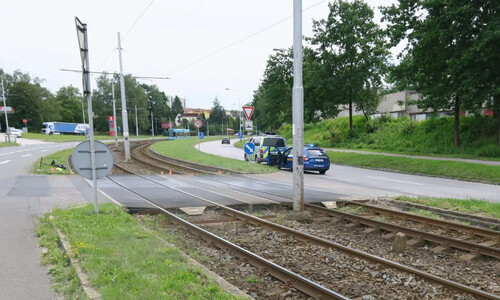 90letý elektrokoloběžkář se nechal srazit tramvají v Ostravě 90letý elektrokoloběžkář se nechal srazit tramvají v Ostravě