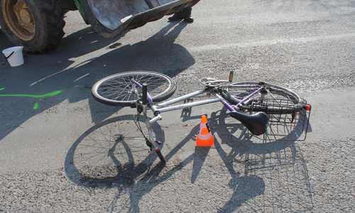 Traktorista srazil cyklistu radlicí v Radějově