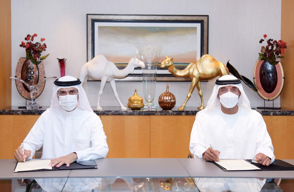 Memorandum podepsali generální ředitel Emirates šejk Ahmed bin Saeed Al Maktoum a generální ředitel Dubajského zdravotního úřadu Awadh Al Ketbi.