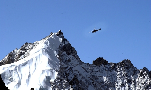 Everest vs Manaslu Trekking Everest vs Manaslu Trekking